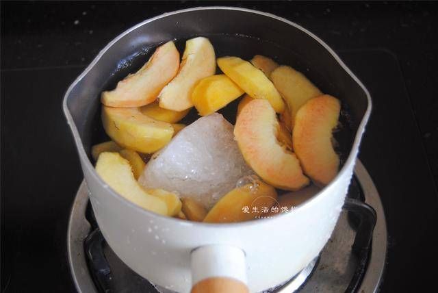  解暑|6元一斤的水果，煮一煮价格翻6倍，清甜解暑，入口即化，太好吃了