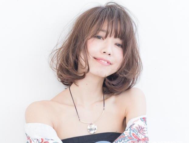 柔卷|10款适合圆脸的中卷发,软弹柔卷时尚减龄,空气刘海显小又瘦脸