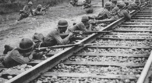 战死|日本士兵战败回家,妻子用什么样的方式欢迎?士兵:不如战死