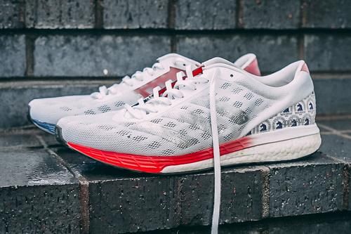 配买|500预算跑鞋只配买国产？这4款阿迪耐克跑鞋，同样超高性价比！