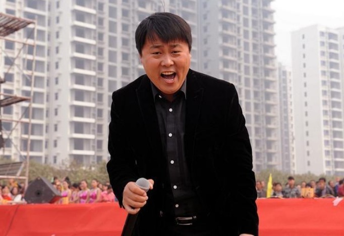 32岁因星光大道走红，购5千万豪宅被质疑假农民网传“去世”