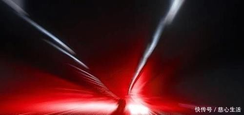 爱因斯坦 这种速度比光速还要快,如果琢磨出这种技术,星际旅行将不再是梦