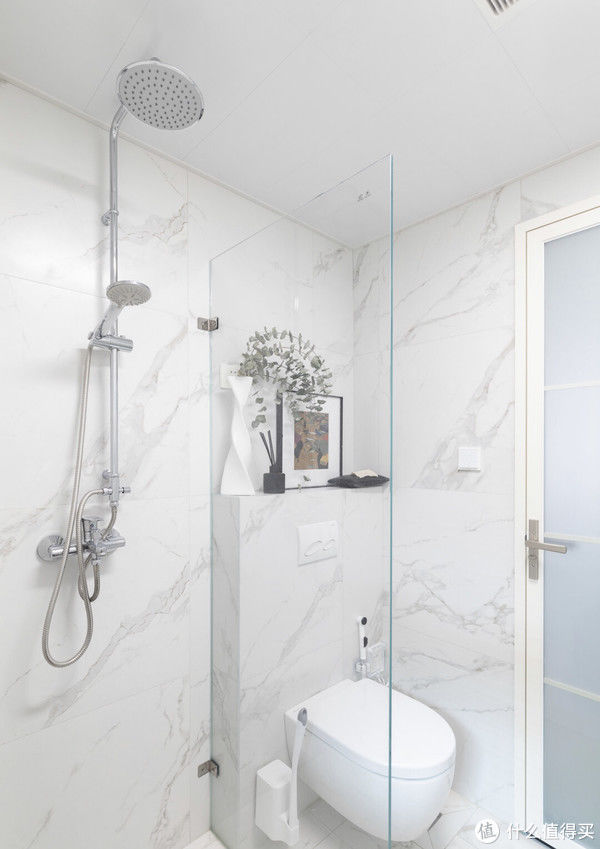 马桶|这个卫生间，能让你明白，为何别人家的卫浴间总是干干净净的？