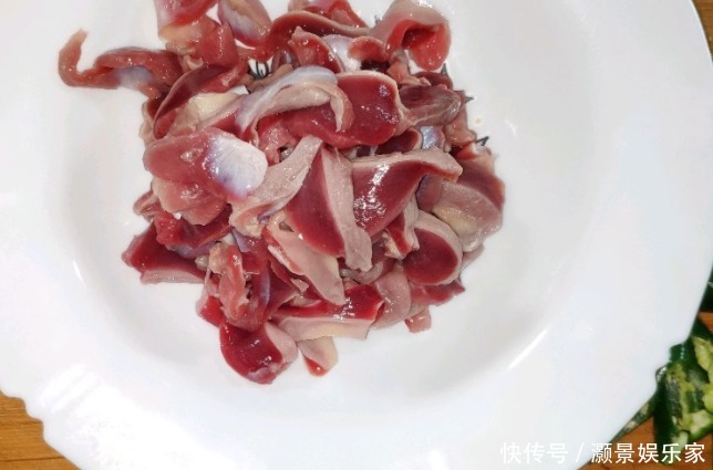 4月不吃猪肉,也要多吃它,隔夜排宿便,抚平大肚腩,越吃越瘦