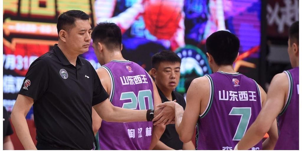 豪门|姚明麻烦了!CBA豪门或罢赛,16名球员联合声明,苏群力挺