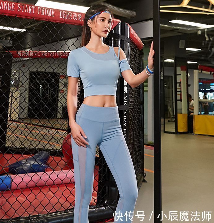 带有|性感紧身打底裤小姐姐,带有女神气息还有一种清新自然