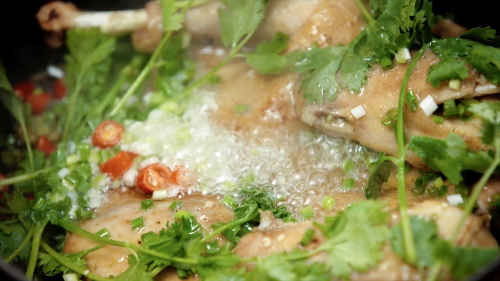 鲜香味美的无水葱油鸡,鼻子都香掉了!