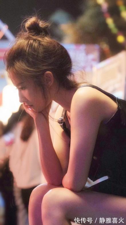 头发|矮个子的女生少扎马尾,这4种丸子头更适合你,特显高!