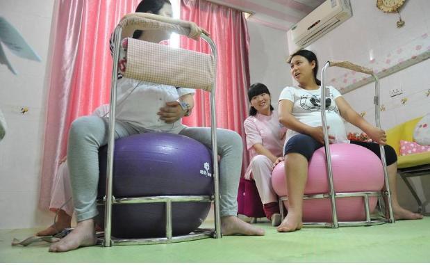 盆骨|产妇生娃不到10分钟便出了产房,家人高兴炫耀,医生却无奈摇头