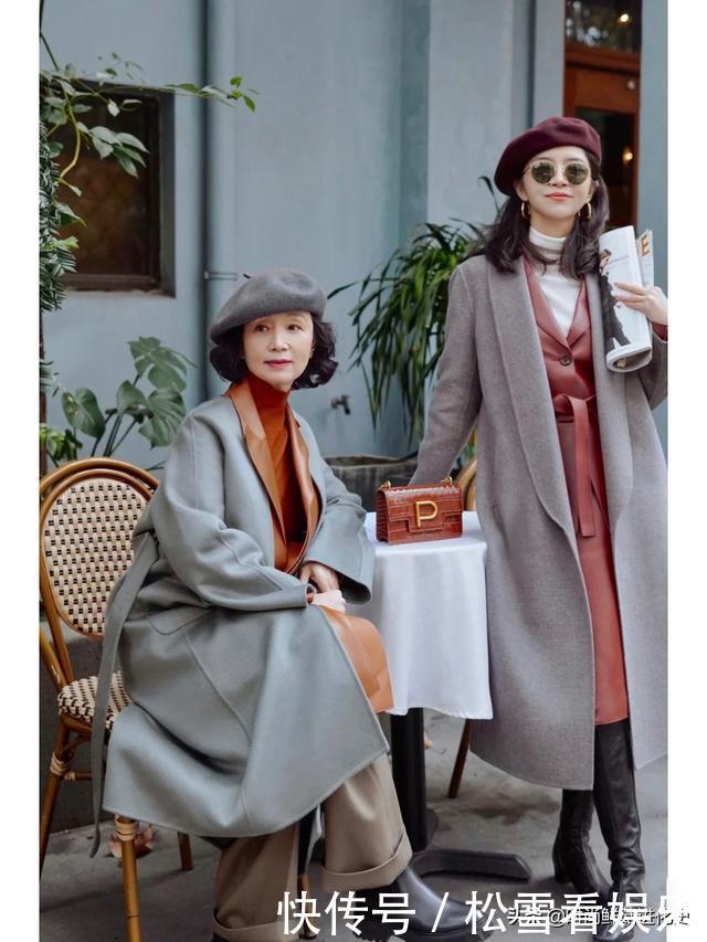 这才是60岁女人该有的打扮！呢大衣+高领衫，御寒减龄不输皮草