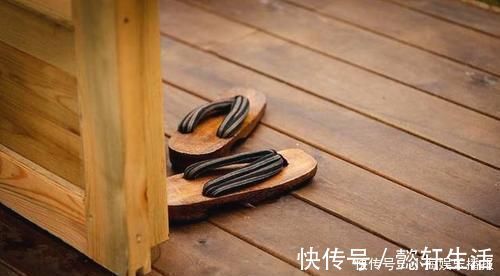 日本|为什么日本房子都不铺瓷砖内行人道出真相,真后悔我家才发现