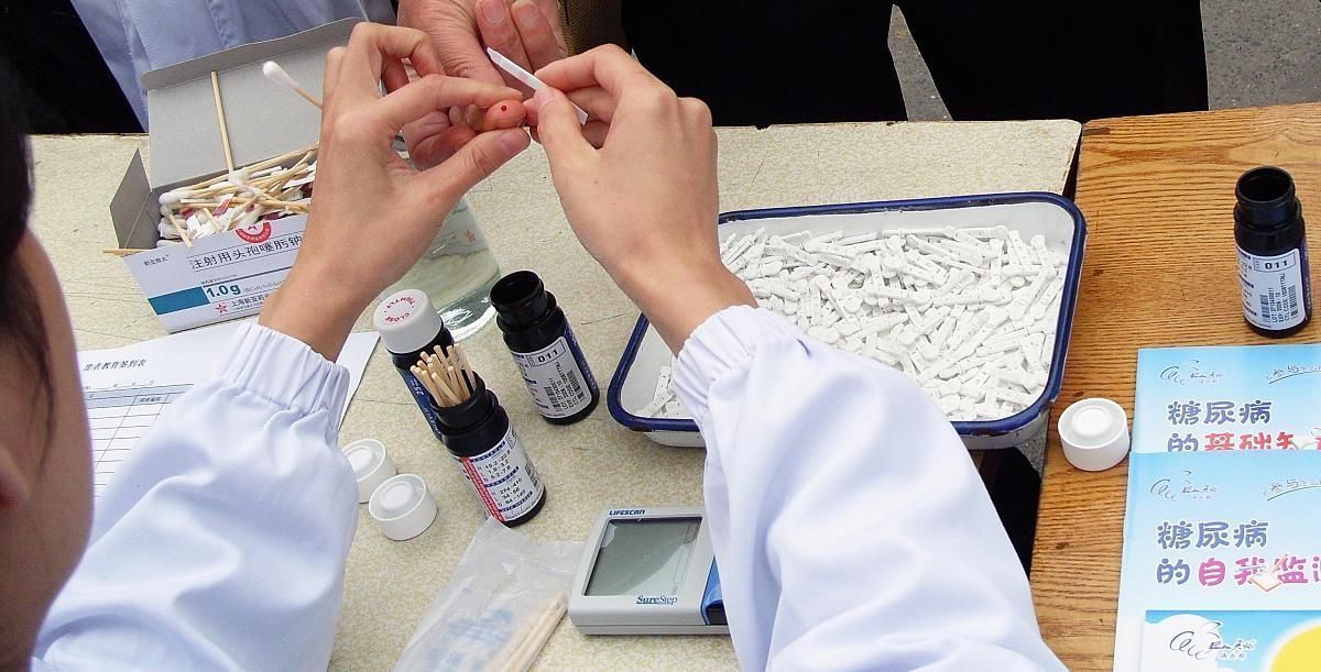 征兆|糖尿病的并发症来临前是有征兆的,身体会出现这些信号,请别大意