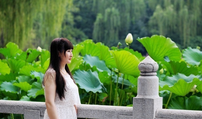 这句话#家长提议将《荷塘月色》移出教材,只因为8个字,不适合学生学习