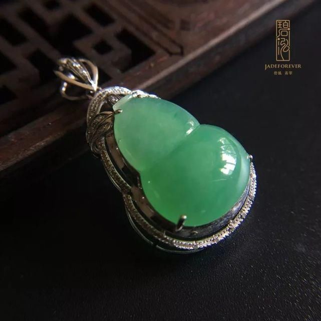 翡翠收藏切记“三禁”“四怕”,条条精辟碧泓翡翠第1109课