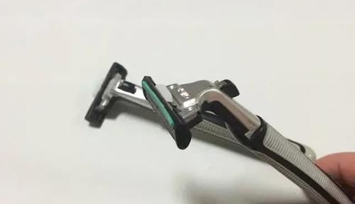 体毛|为什么有的女性体毛较多,有的却很少?体毛多少和什么有关?