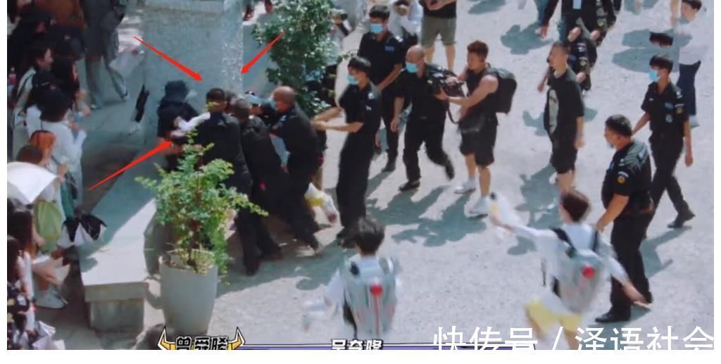 好家伙！这档综艺上一季发生的尴尬，这一季又发生了？