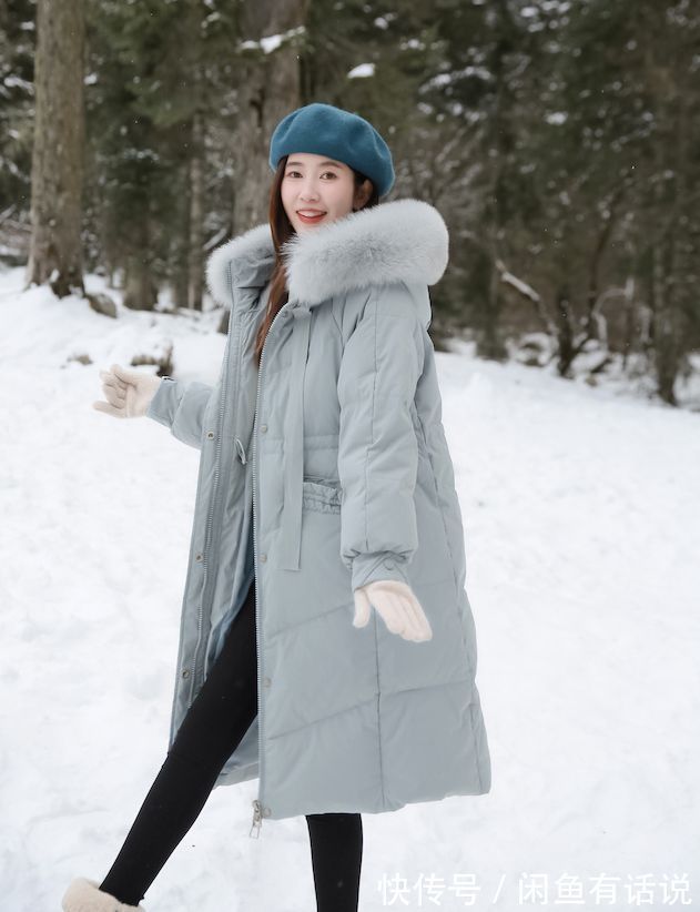 鲨鱼裤|羽绒服+阔腿裤过时了,现在流行搭配“鲨鱼裤”,上松下紧更时髦