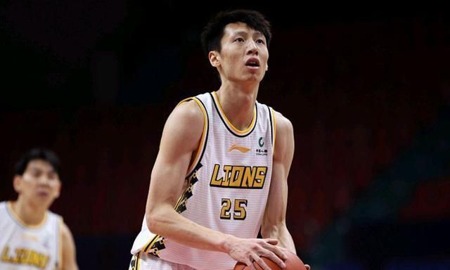 徐杰|广东男篮不敌广厦,赛后杜锋毫不遮掩地说出输球原因,他很无奈