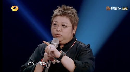 本季|单依纯曾败给本季《好声音》某20强学员,再次相遇,终于一雪前耻