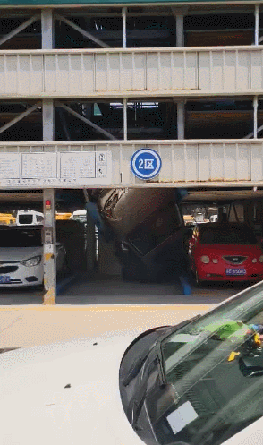 |搞笑GIF趣图：四胞胎的快乐