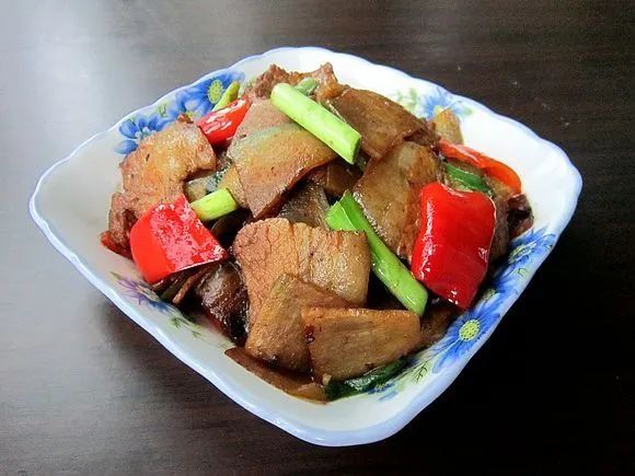 五花肉这样做好吃到爆，简单易做很美味