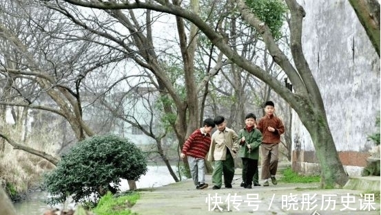 年度|第二季《奔跑吧少年》年度“最佳人气冠军”—陆奕成