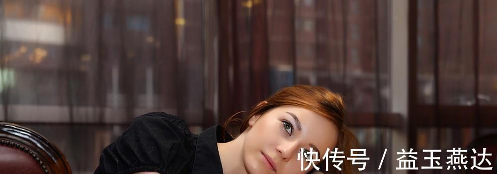 动作|180斤健身模特腿粗腰细,脂肪堆积恰到好处,她是如何做到的?