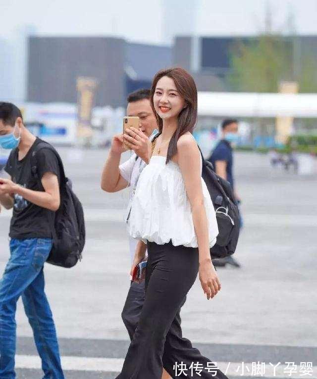 v领|美女裤子太普通,全靠上衣来“撑场面”了