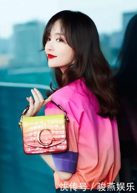 “空气刘海”已经过时,明星现在都爱这3款刘海,8成女人都适合