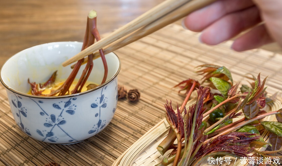 香椿到底要不要焯水教你正確做法,香椿鮮香無異味,吃著更放心