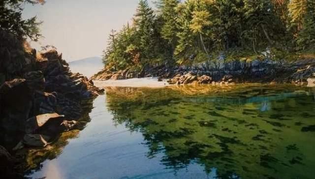 超写实油画&她画了一片湖水,波光粼粼,放大5倍后,专家懵了:这根本不是画