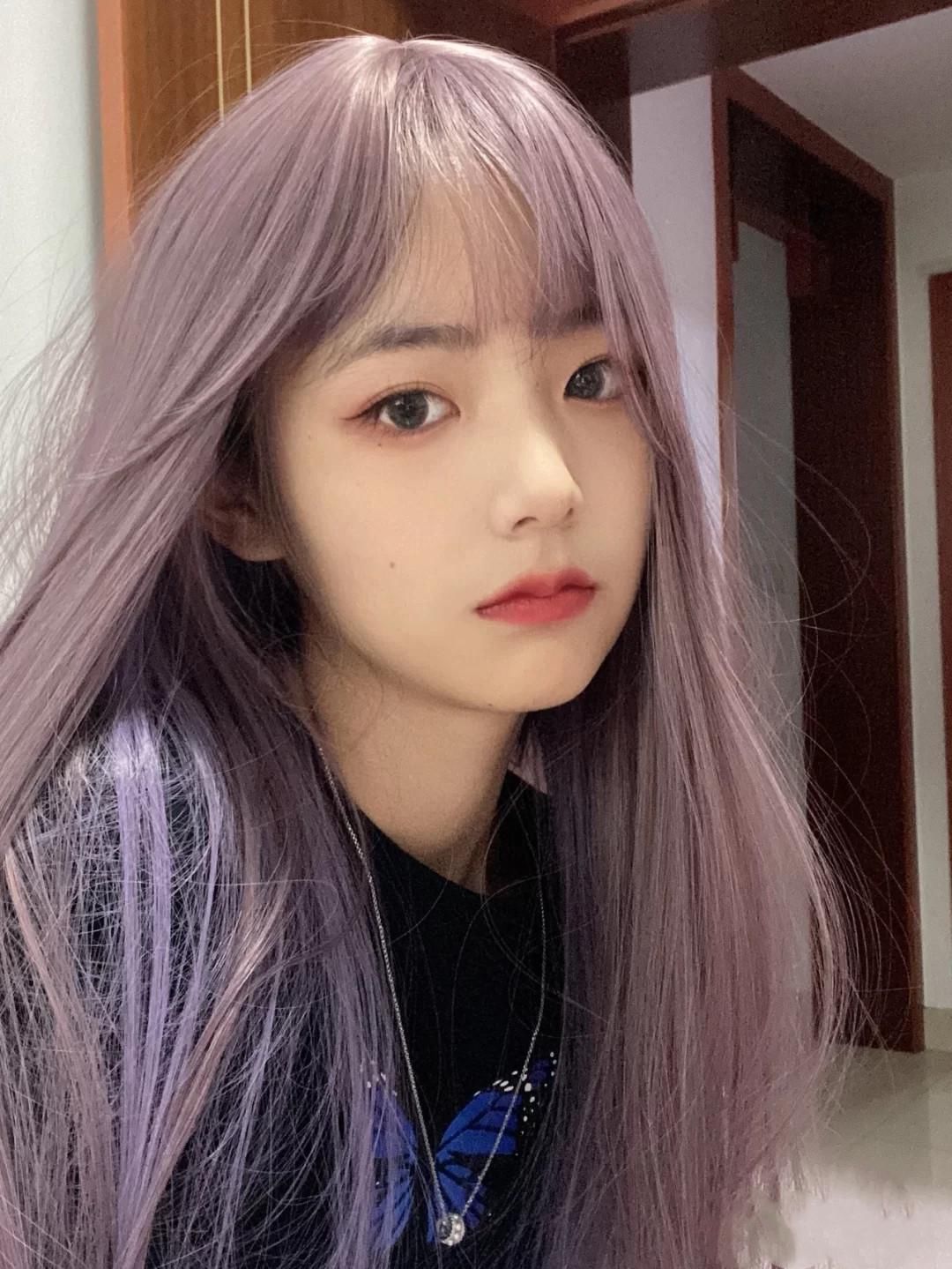 看倦了黑发色怎么办？不如试试这四款万能发色，显白还不挑人