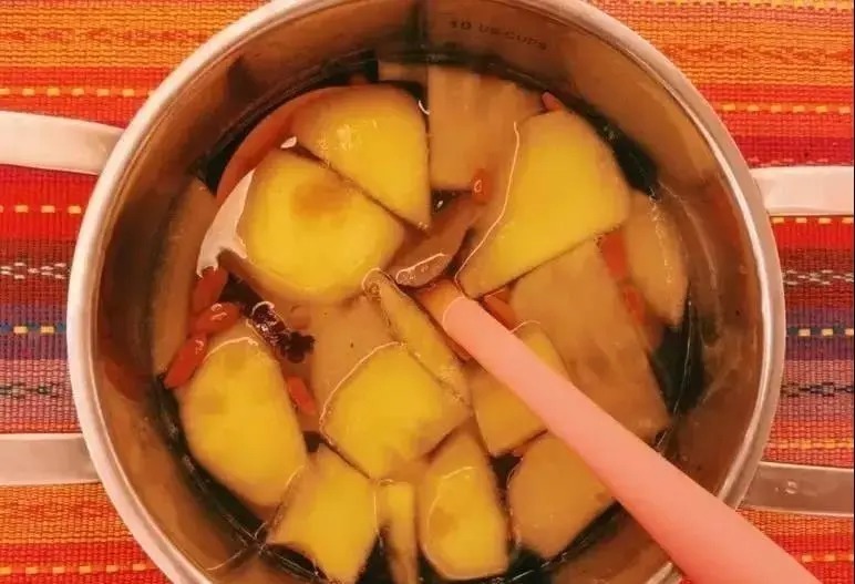 红枣|冬季养生粥御寒又养生!分享8道养生粥的做法,营养全面好消化,驱寒保暖身体好!