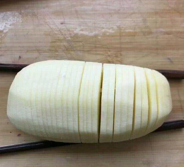 土豆丝|终于不用再吃土豆丝了，妻子发明的新做法我吃3个都不腻