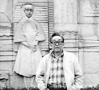 冰心死后,墓碑被孙子写上“教子无方枉为人表”,她做错了什么