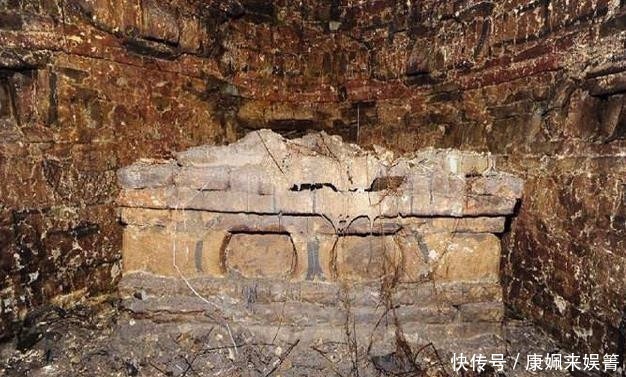 古墓|古墓里的长明灯为何会千年不灭?原理让学过化学的人都笑了