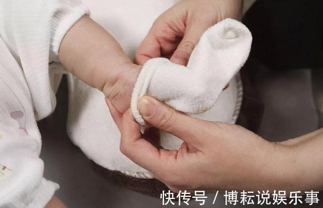 宝宝|“早穿鞋”和“总光脚”的孩子,发育差别太大,父母别再自作聪明
