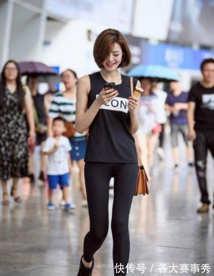 打底裤 尽显年轻人的自由,凸显轻松活泼,仅需一条打底裤!