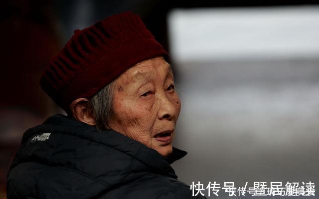 味道|年龄越大，老人味越重？上了45岁后，做好四点，臭味慢慢消失