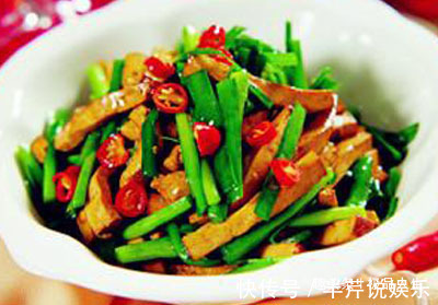 上桌秒抢的几道家常菜,鲜香入味,做法简单,家中来客露一手