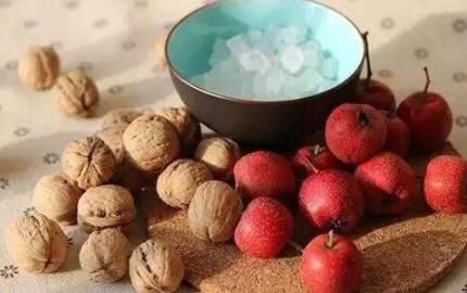 山楂|这2种食物清理血管“有一手”,应该经常吃,便宜又方便