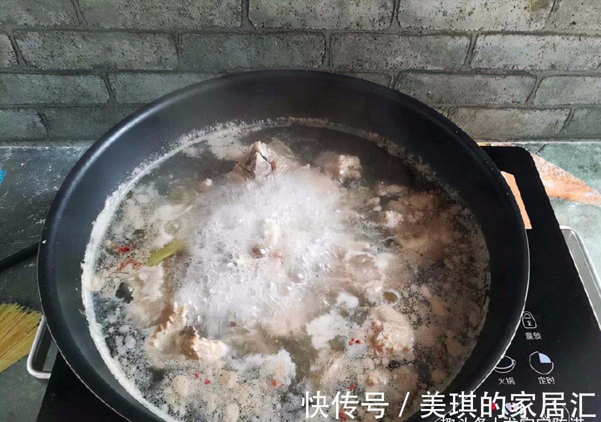 骨头|秋天了,要多喝这粥,健脾暖胃还补钙,孩子吃饱个子长得高