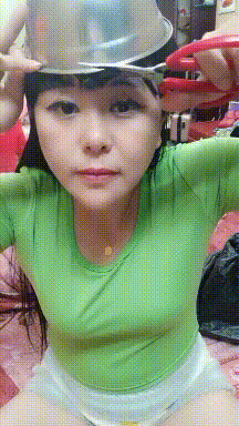 |搞笑GIF:这就是一个人之所以不单身的原因