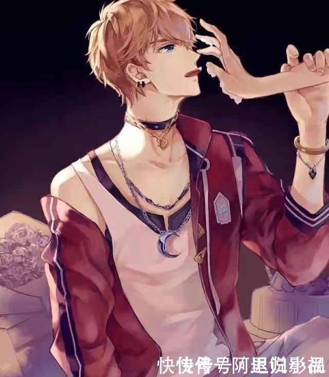 宿主|快穿:《我成了大佬的黑月光》咸鱼宿主VS偏执反派,剧情在崩坏