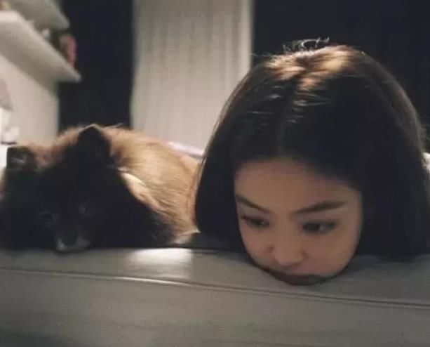 学生党“抑郁症”多半是装的?真患者才有的3个表现,假的装不来!