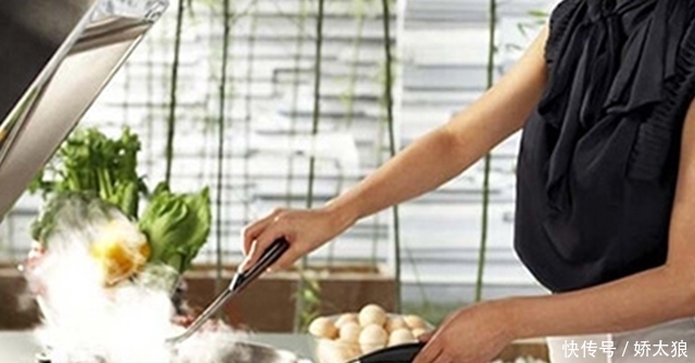 脂肪肝|43岁大叔查出脂肪肝,常吃“3物”,肝一天比一天好