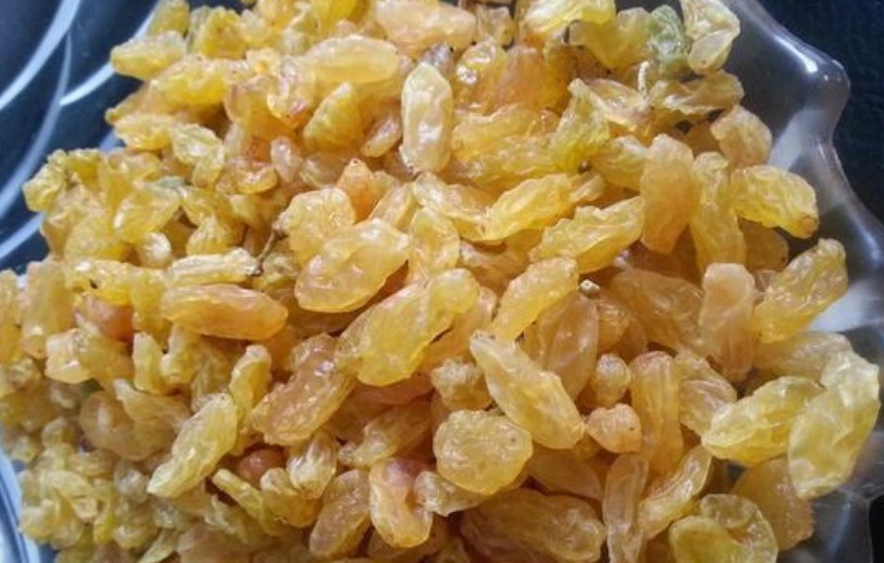 肥胖|葡萄干跟“一物”很合拍，坚持喝7天，祛湿排毒，大肚腩悄悄不见