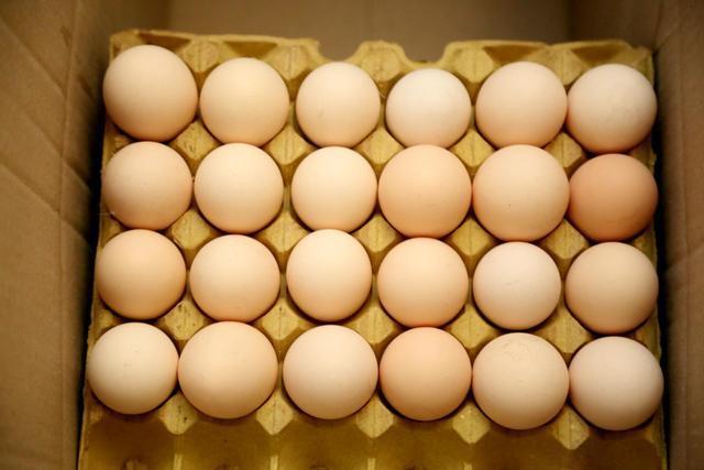 鸡蛋|肝不好就不能吃鸡蛋医生建议要养好肝，2种食物可多吃