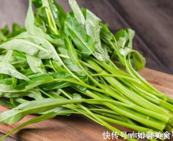 发黑|为啥空心菜炒好容易发黑?炒之前多做一步,翠绿又好吃