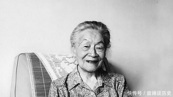 杨绛养|钱钟书与杨绛养女儿,用书桌抽屉当摇篮,乐在其中